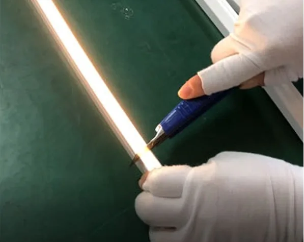 LED Neon Flex_Neon Cutting Process_Step 1