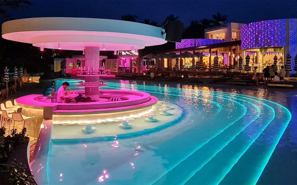 Why choose LED neon flex for your swimming pool lights